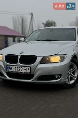 Седан BMW 3 Series 2010 в Ковеле