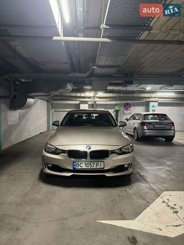 BMW 3 Series 2013