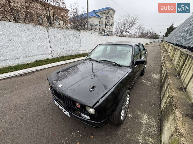 Седан BMW 3 Series 1986 в Києві