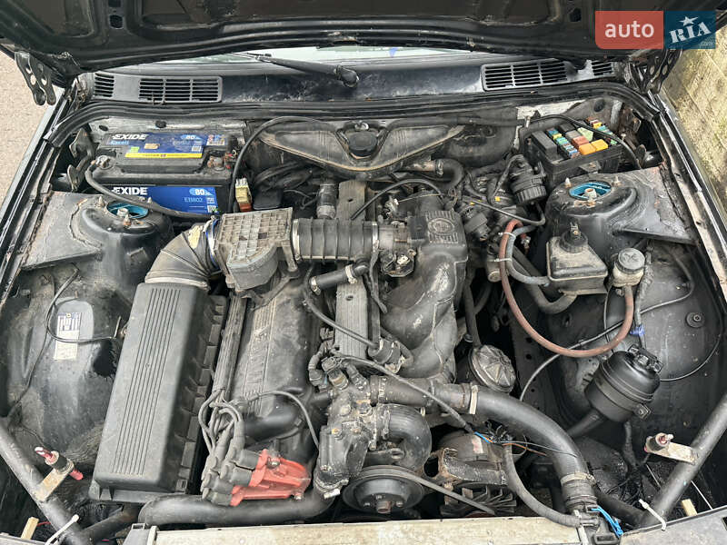 Седан BMW 3 Series 1986 в Києві