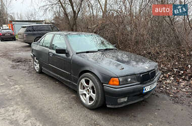 Седан BMW 3 Series 1994 в Киеве