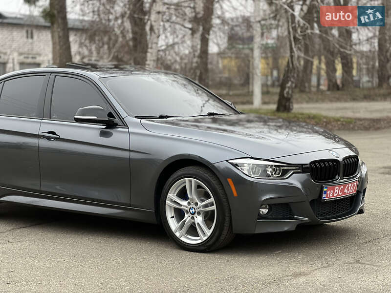 Седан BMW 3 Series 2018 в Киеве