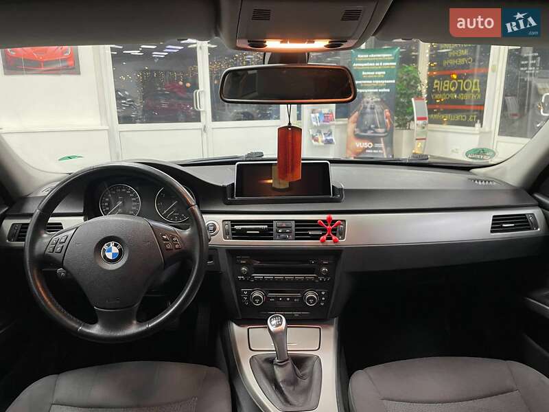 Седан BMW 3 Series 2008 в Киеве фото 34 Седан BMW 3 Series 2008 в Киеве