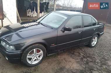 Седан BMW 3 Series 1996 в Умані