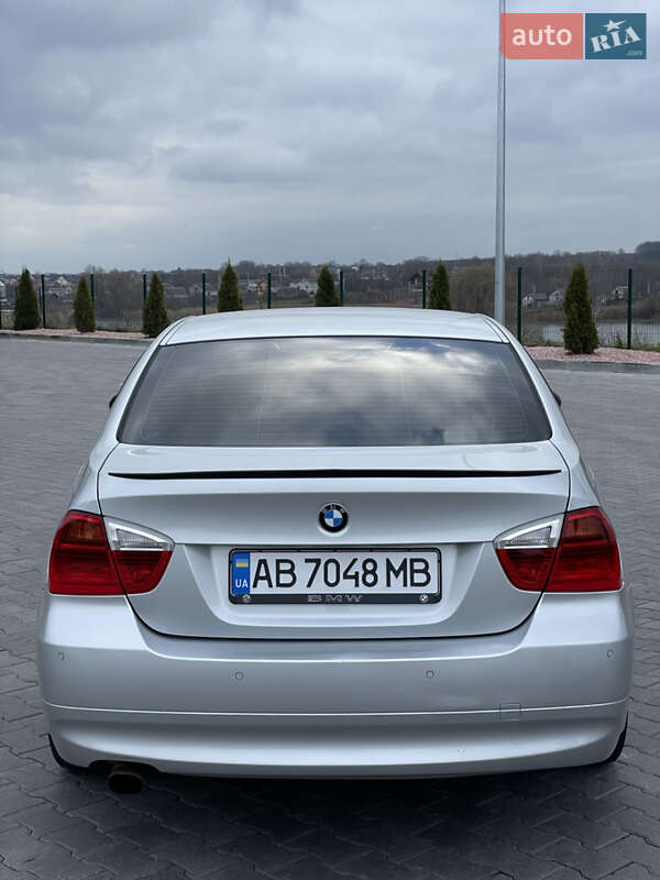 Седан BMW 3 Series 2007 в Виннице
