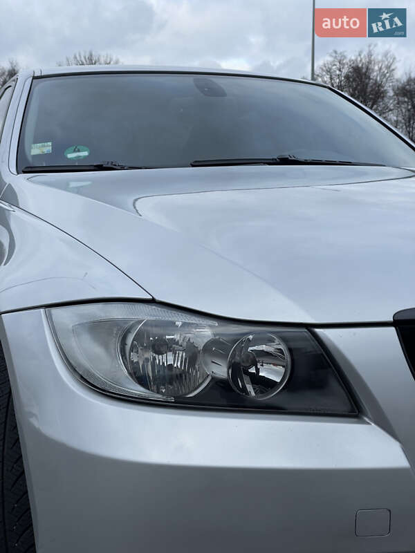 Седан BMW 3 Series 2007 в Виннице