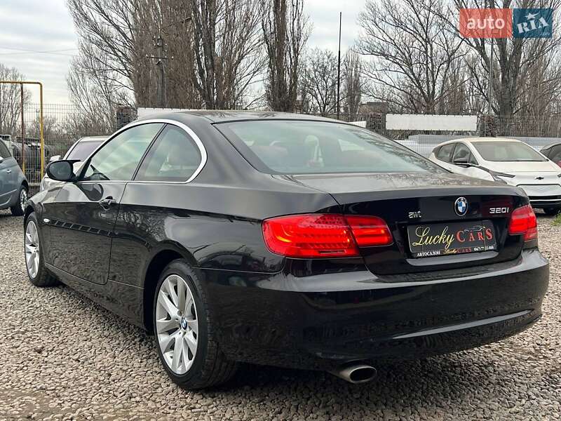 Купе BMW 3 Series 2011 в Одесі