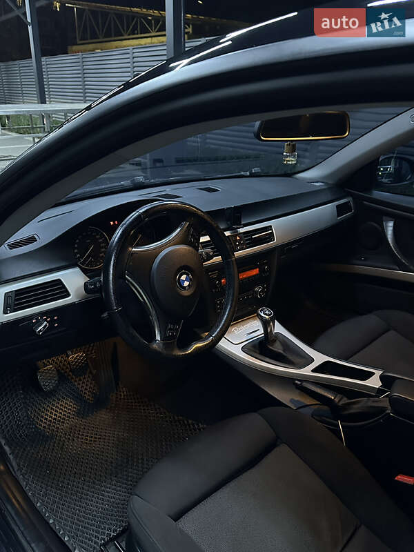 Купе BMW 3 Series 2008 в Черкасах фото 14 Купе BMW 3 Series 2008 в Черкасах