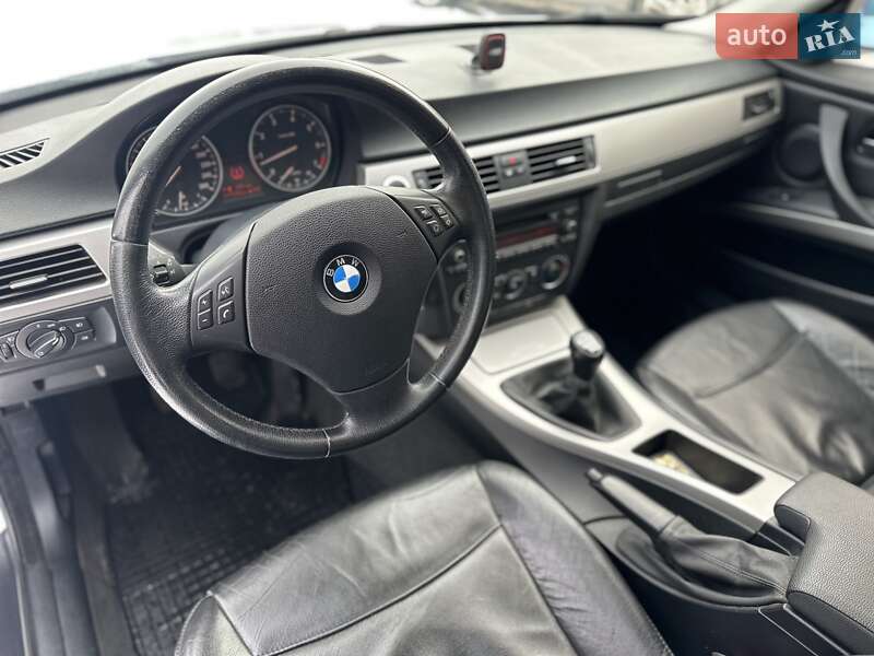 Універсал BMW 3 Series 2008 в Валках