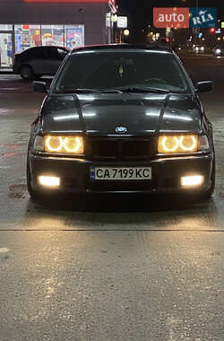 Седан BMW 3 Series 1996 в Киеве