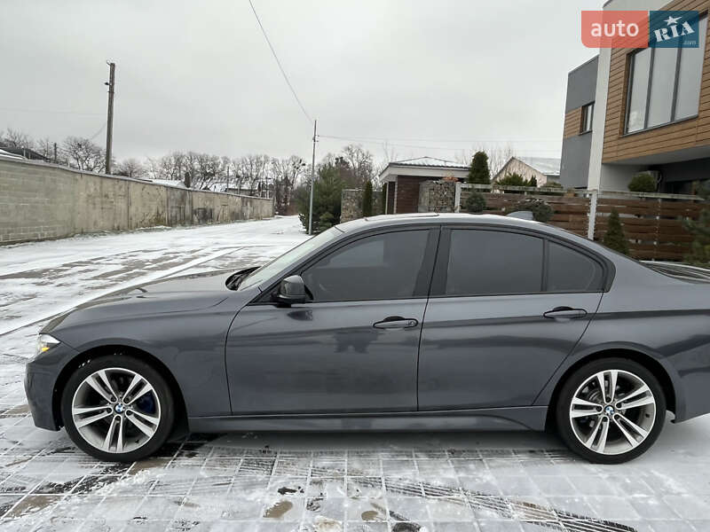 Седан BMW 3 Series 2017 в Стрию