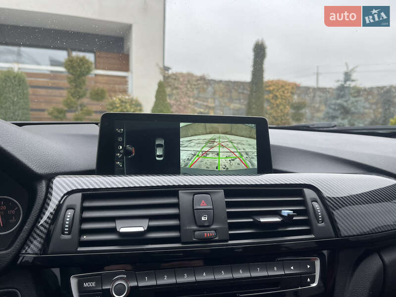 Седан BMW 3 Series 2017 в Стрию