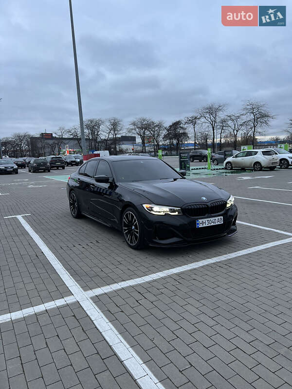 Седан BMW 3 Series 2019 в Одессе