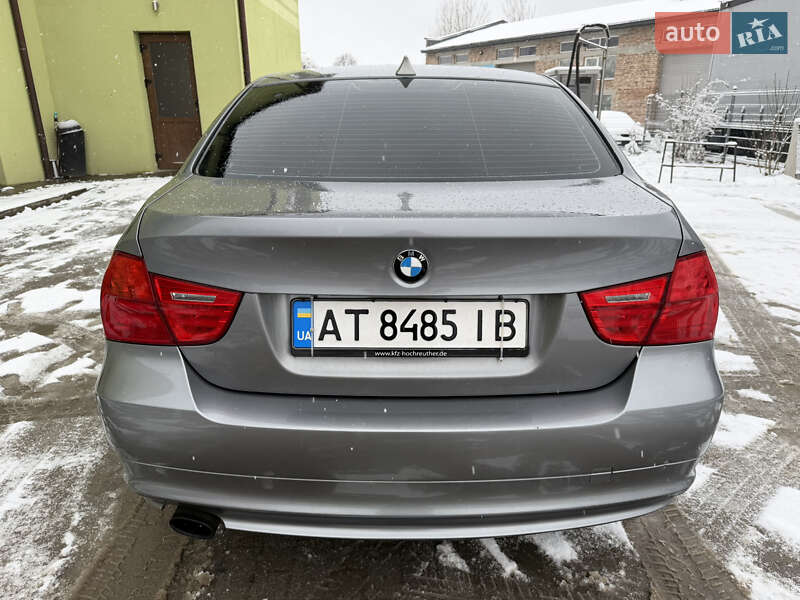 Седан BMW 3 Series 2009 в Івано-Франківську