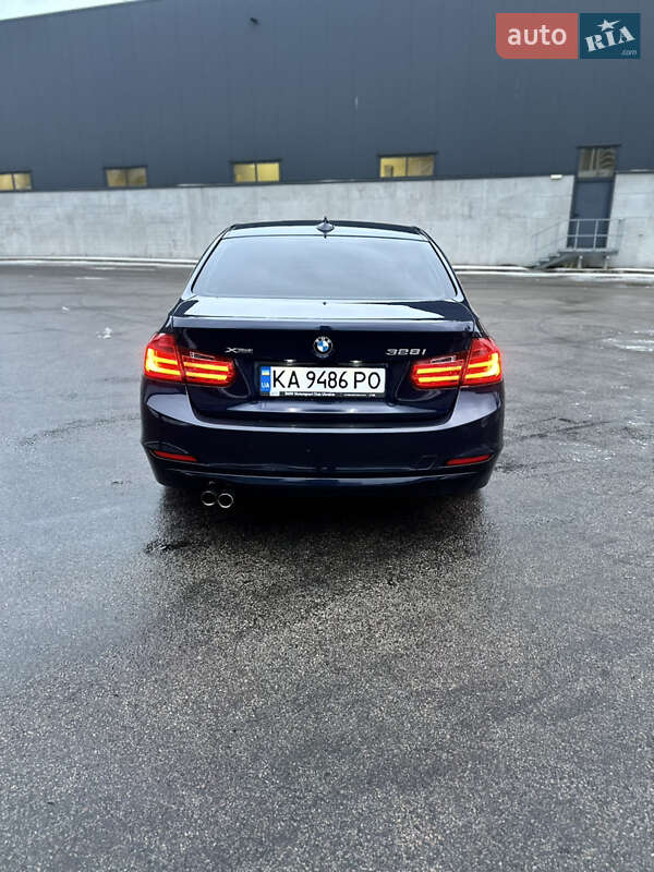 Седан BMW 3 Series 2012 в Киеве