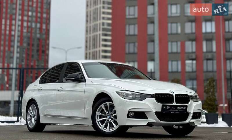 BMW 3 Series 2016
