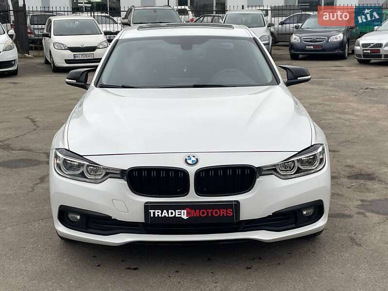 Седан BMW 3 Series 2017 в Киеве