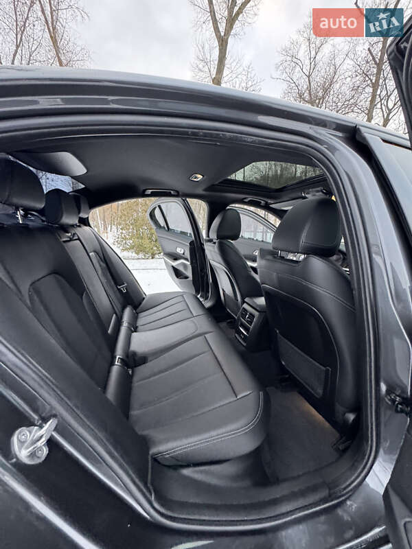 Седан BMW 3 Series 2022 в Киеве фото 80 Седан BMW 3 Series 2022 в Киеве