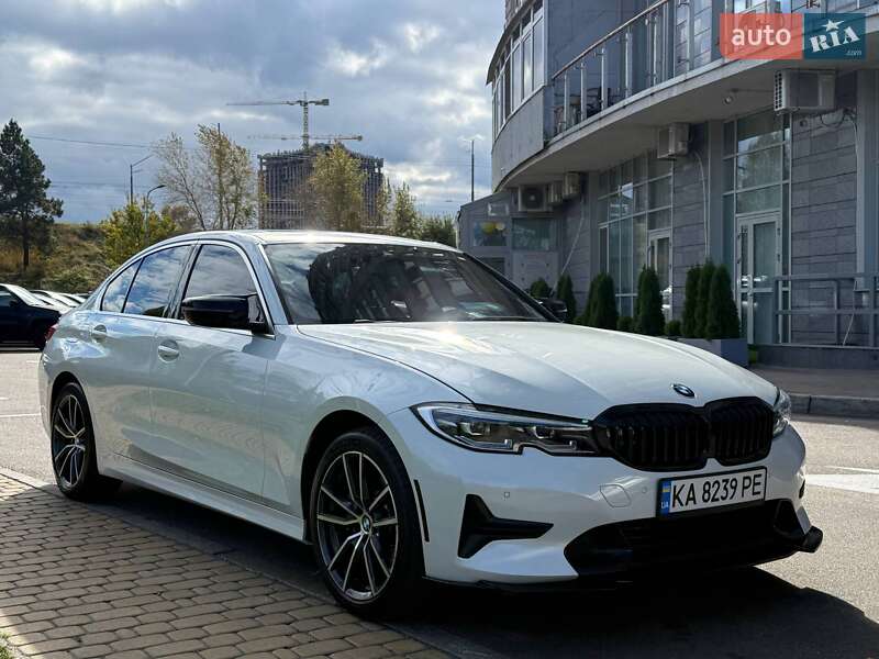 Седан BMW 3 Series 2020 в Києві