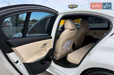 Седан BMW 3 Series 2020 в Києві