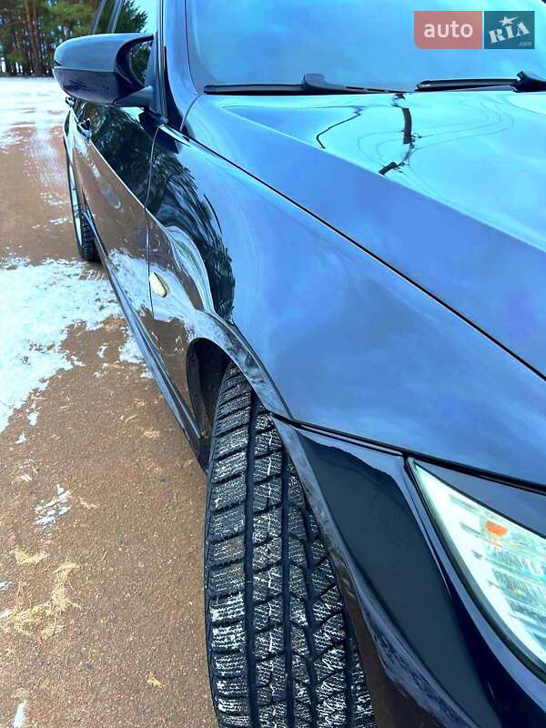 Седан BMW 3 Series 2009 в Сарнах