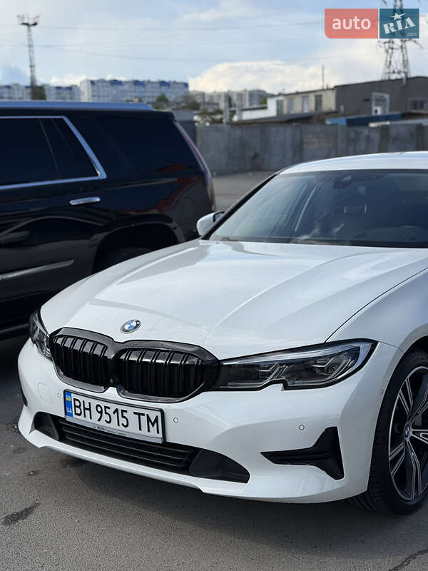 Седан BMW 3 Series 2020 в Одесі