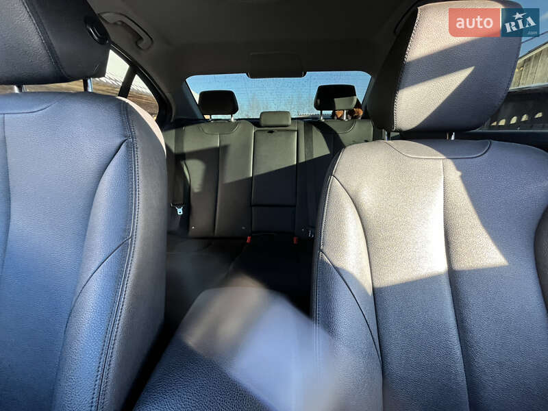 Седан BMW 3 Series 2016 в Шептицькому фото 8 Седан BMW 3 Series 2016 в Шептицькому