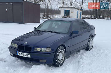 Седан BMW 3 Series 1996 в Емильчине