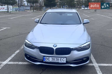 Седан BMW 3 Series 2016 в Николаеве