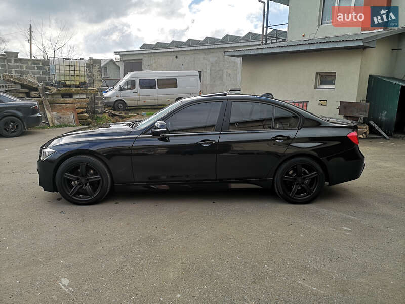 Седан BMW 3 Series 2013 в Калуші