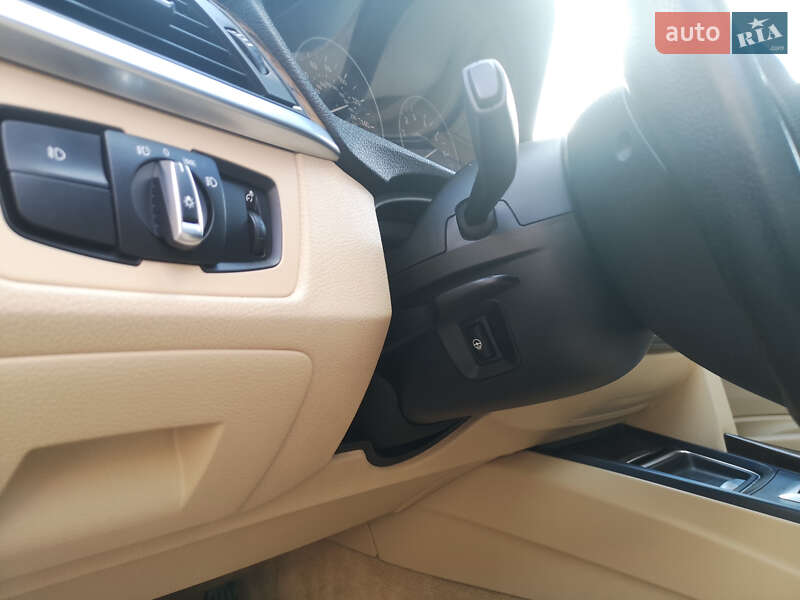 Седан BMW 3 Series 2013 в Калуші