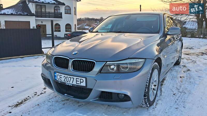 Седан BMW 3 Series 2009 в Черновцах
