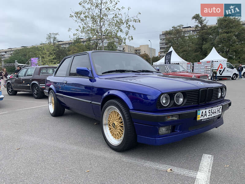 Купе BMW 3 Series 1985 в Києві фото 5 Купе BMW 3 Series 1985 в Києві