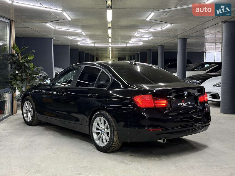 Седан BMW 3 Series 2013 в Одесі