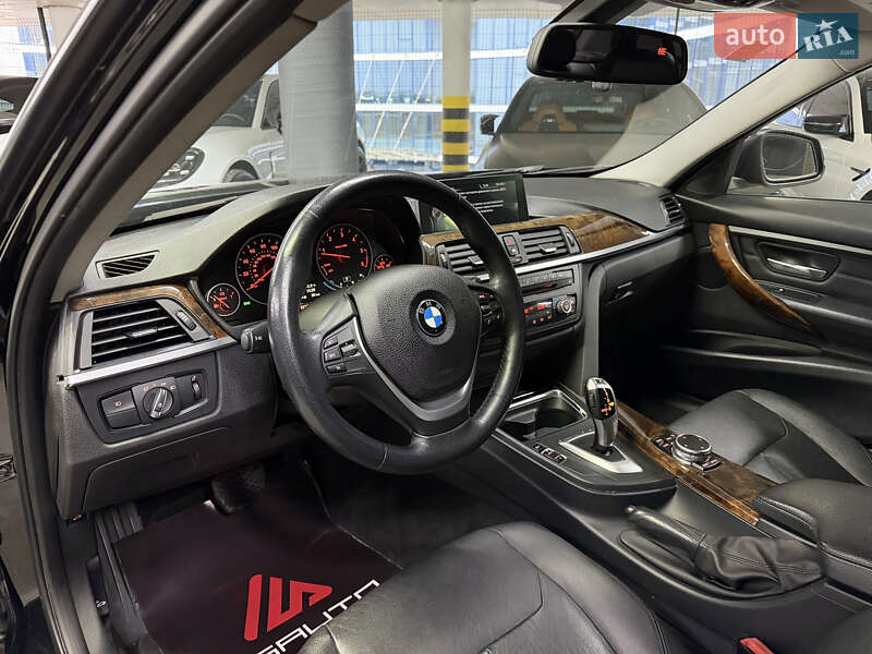 Седан BMW 3 Series 2013 в Одесі
