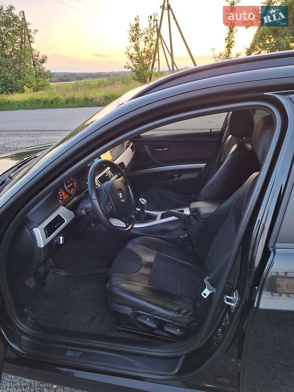 Универсал BMW 3 Series 2011 в Хмельницком