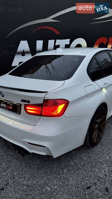 Седан BMW 3 Series 2014 в Києві