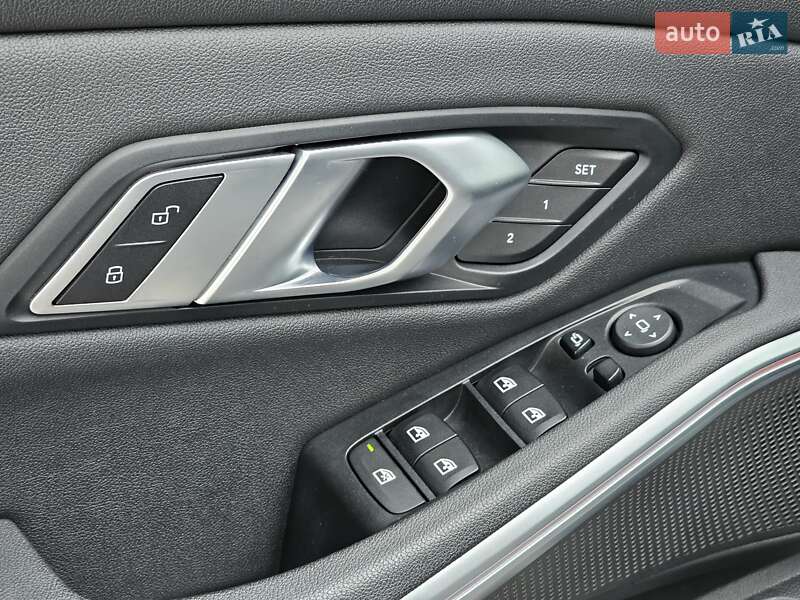 Седан BMW 3 Series 2020 в Киеве фото 22 Седан BMW 3 Series 2020 в Киеве