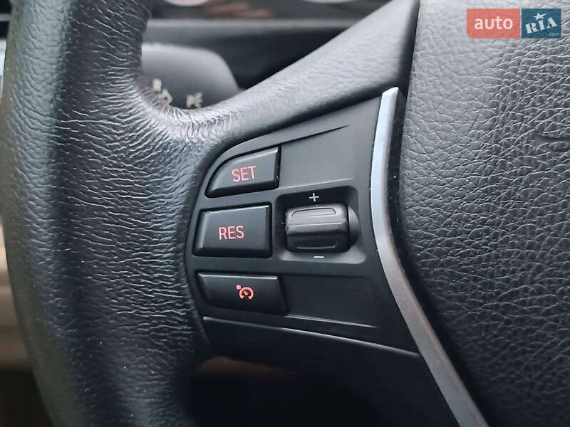 Седан BMW 3 Series 2015 в Харкові