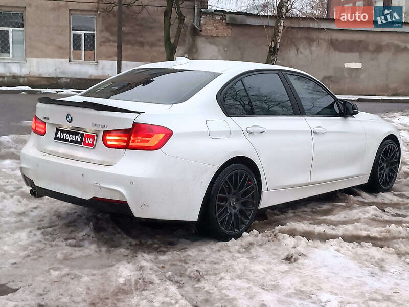 Седан BMW 3 Series 2015 в Харкові