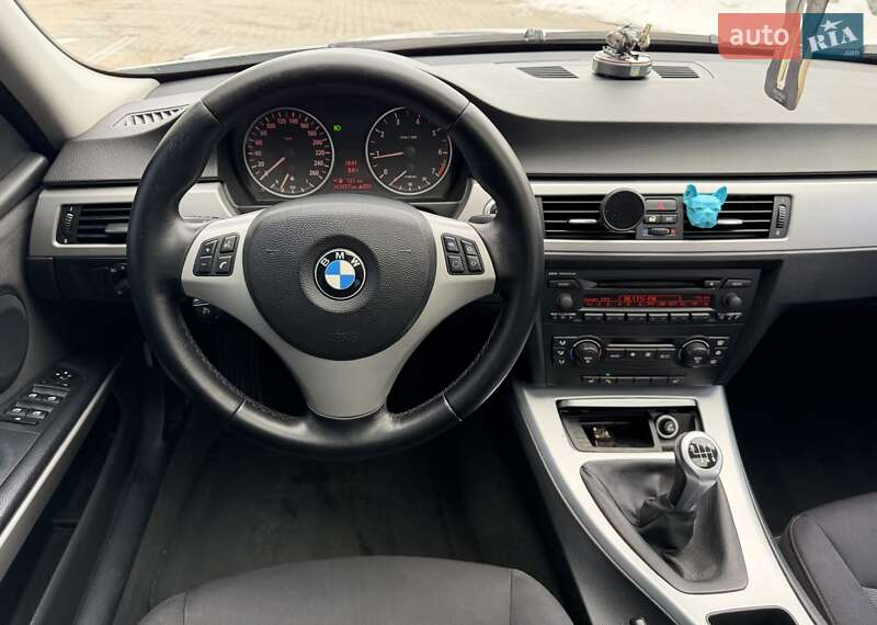 Седан BMW 3 Series 2006 в Белой Церкви