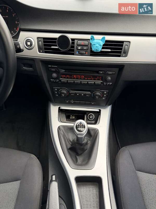 Седан BMW 3 Series 2006 в Белой Церкви