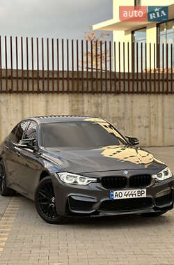 Седан BMW 3 Series 2017 в Ужгороді