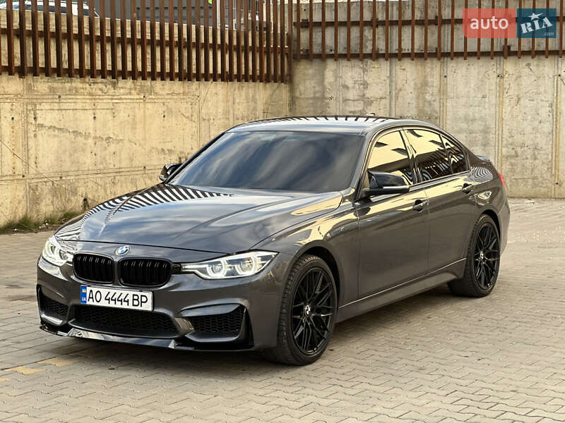 Седан BMW 3 Series 2017 в Ужгороді
