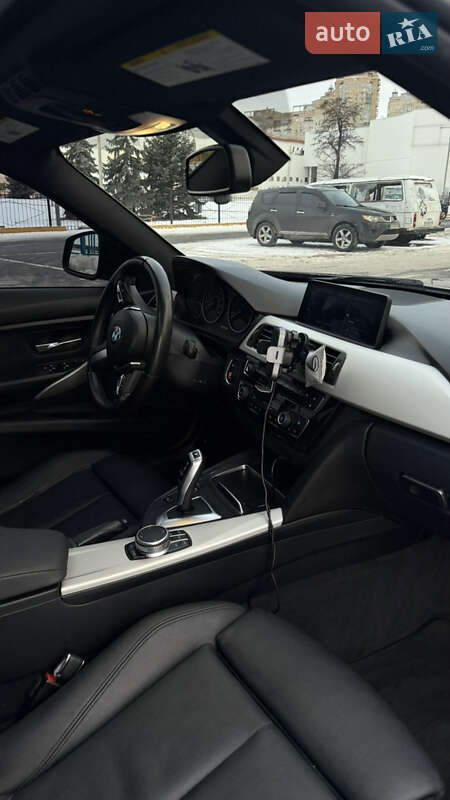 Седан BMW 3 Series 2017 в Києві