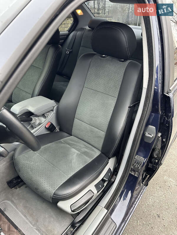 Седан BMW 3 Series 1998 в Киеве