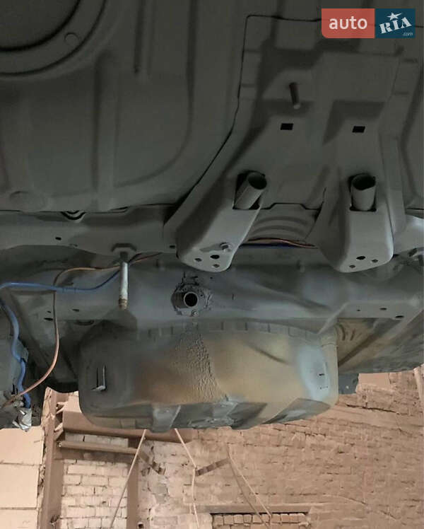 Седан BMW 3 Series 1998 в Киеве