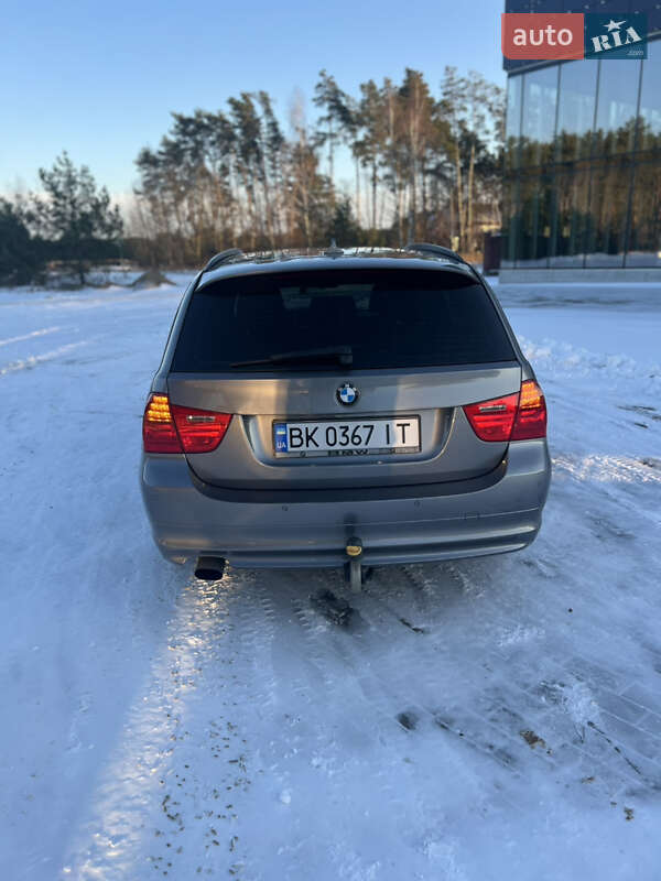 Універсал BMW 3 Series 2010 в Костопілі