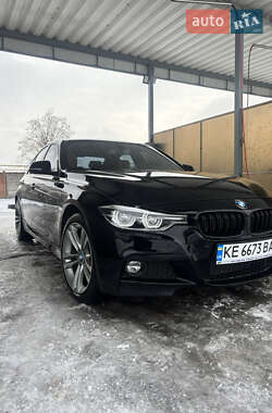 Седан BMW 3 Series 2018 в Дніпрі