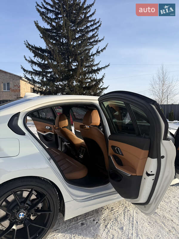 Седан BMW 3 Series 2019 в Луцке
